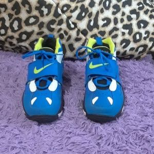 Blue nike diamond turf 2